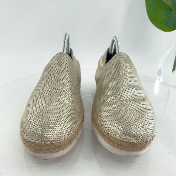 Gentle Souls Women's 10 Lara A-Line Sporty 2 Espadrilles Gold Leather Flats - Picture 4 of 15
